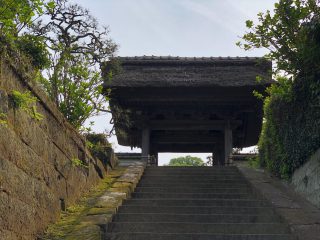 長寿禅寺山門
