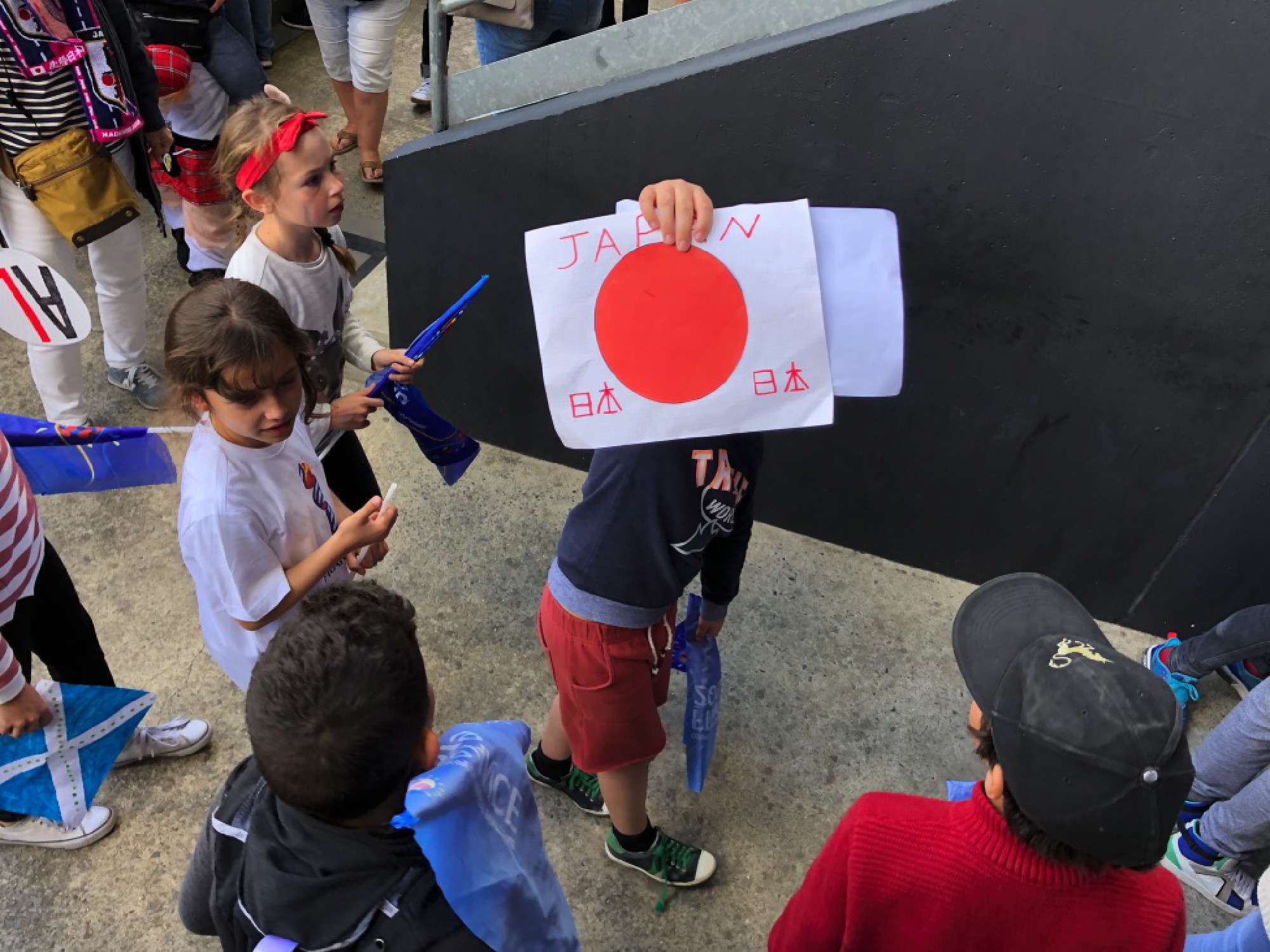 地元の小学生