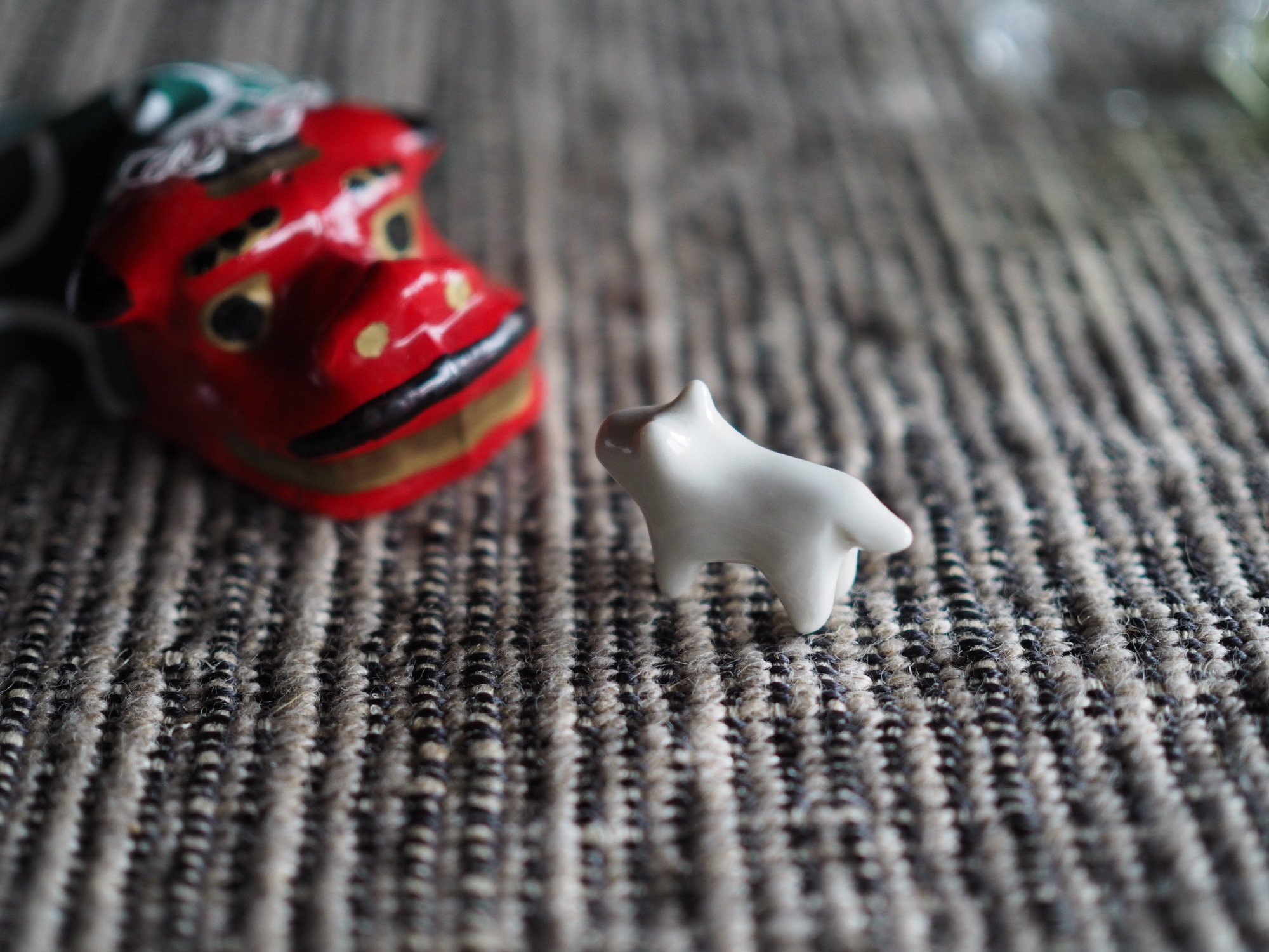 獅子と犬