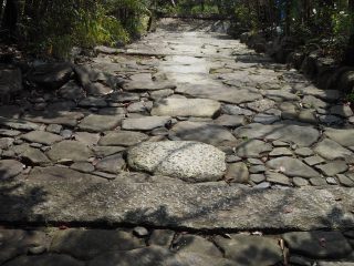 石畳